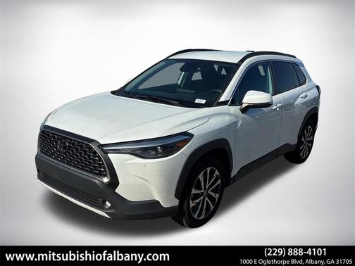 2022 Toyota Corolla Cross XLE
