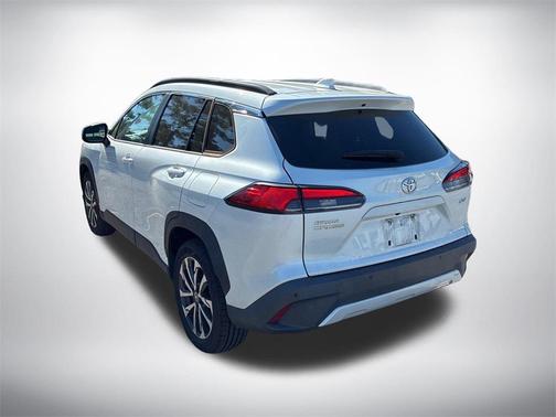 2022 Toyota Corolla Cross XLE