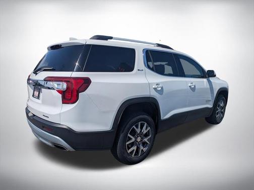 2023 GMC Acadia AWD SLT