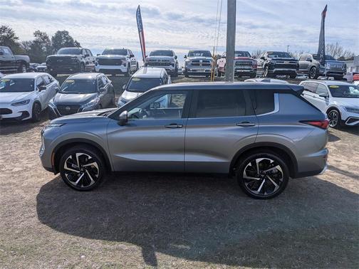 2024 Mitsubishi Outlander SE 2.5 2WD