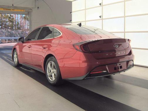 2021 Hyundai SONATA SE