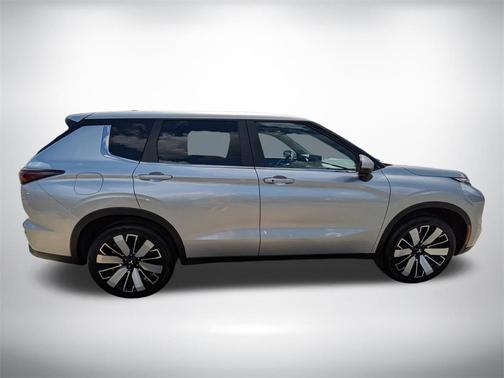 2025 Mitsubishi Outlander SE 2.5 2WD