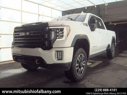 Summit White 2022 GMC Sierra 2500 AT4