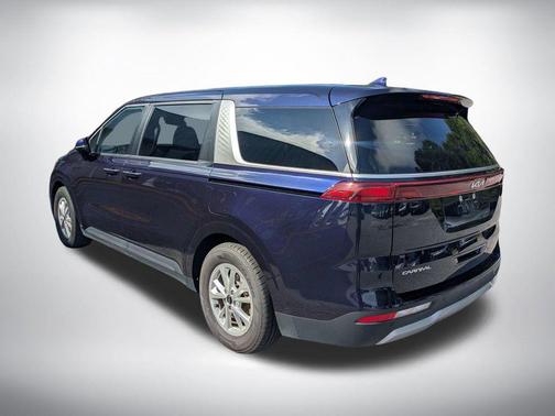 Deep Chroma Blue 2024 Kia Carnival LX