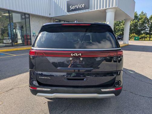 Deep Chroma Blue 2024 Kia Carnival LX