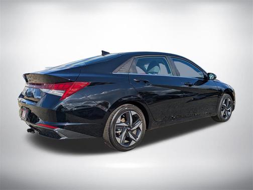 2023 Hyundai ELANTRA HEV Limited