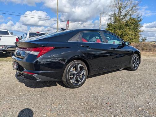 2023 Hyundai ELANTRA HEV Limited