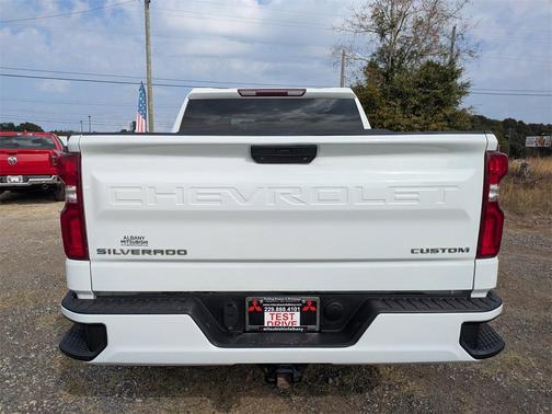 2022 Chevrolet Silverado 1500 Custom