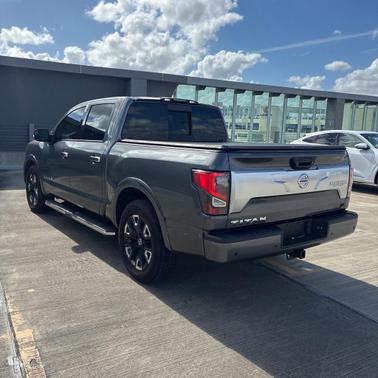 2021 Nissan Titan Platinum Reserve