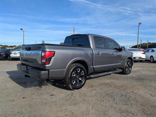 2021 Nissan Titan Platinum Reserve