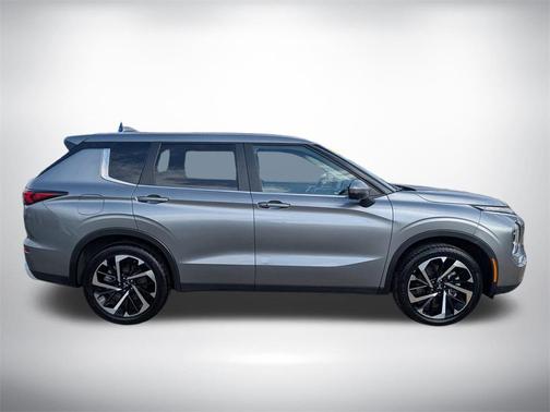 2024 Mitsubishi Outlander SE 2.5 2WD