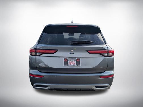 2024 Mitsubishi Outlander SE 2.5 2WD