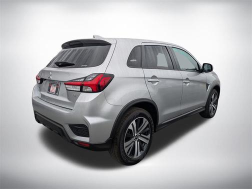 2024 Mitsubishi Outlander Sport SE
