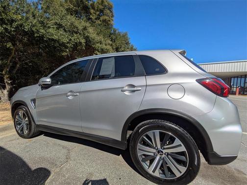 2024 Mitsubishi Outlander Sport SE
