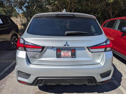 2024 Mitsubishi Outlander Sport SE