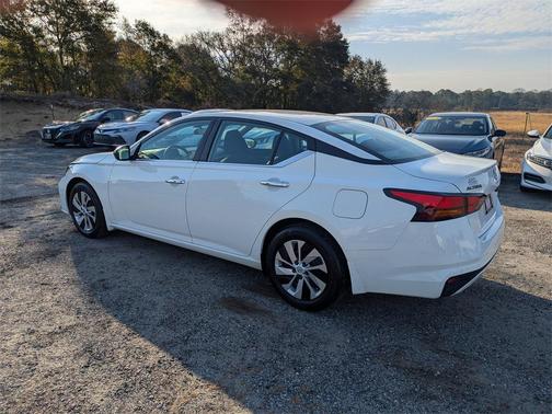 2024 Nissan Altima S FWD