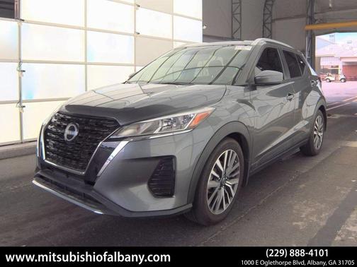 2022 Nissan Kicks SV