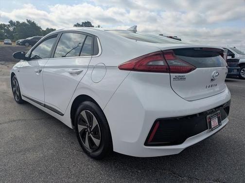 2019 Hyundai IONIQ Hybrid SEL