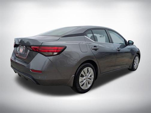 2022 Nissan Sentra S