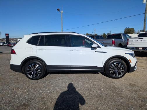 2024 Volkswagen Tiguan 2.0T S