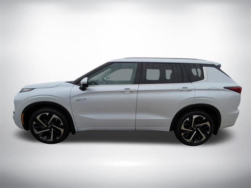 2024 Mitsubishi Outlander PHEV SEL