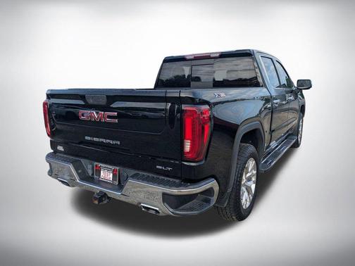Onyx Black 2021 GMC Sierra 1500 SLT