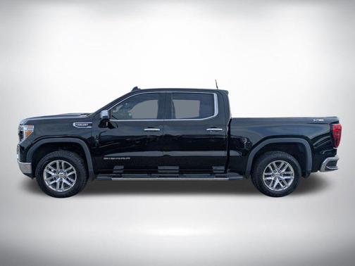 Onyx Black 2021 GMC Sierra 1500 SLT