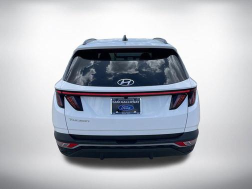 White Pearl 2024 Hyundai TUCSON SEL