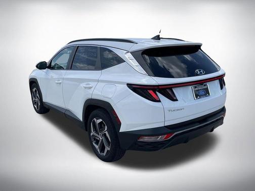 White Pearl 2024 Hyundai TUCSON SEL