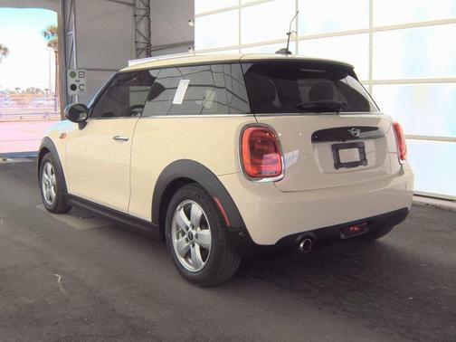 2019 MINI Hardtop Cooper