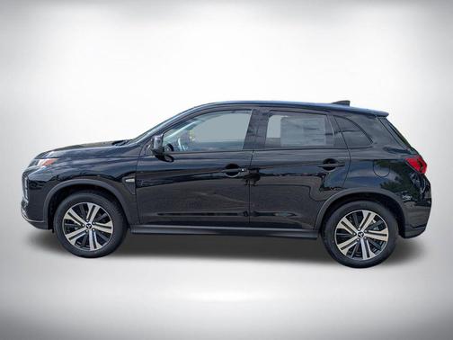 Labrador Black Pearl 2026 Mitsubishi Outlander Sport 2.0 ES