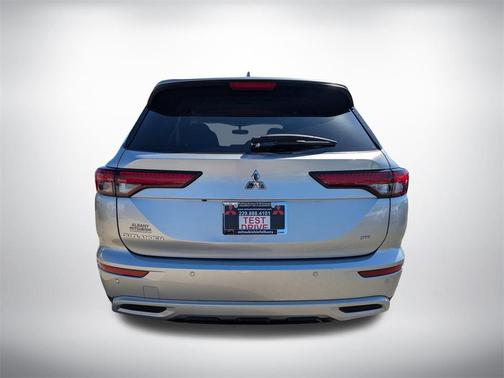 2024 Mitsubishi Outlander SE 2.5 2WD