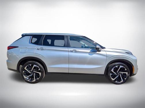 2024 Mitsubishi Outlander SE 2.5 2WD