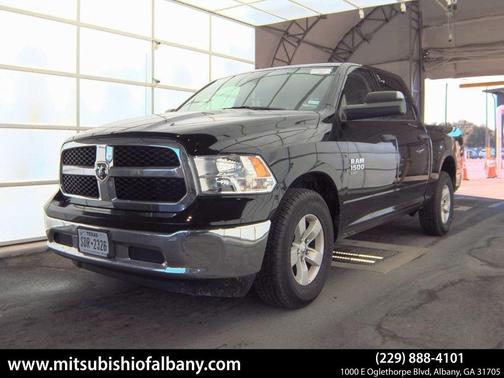 2023 RAM 1500 Classic SLT