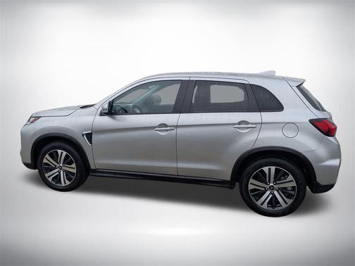 2024 Mitsubishi Outlander Sport SE