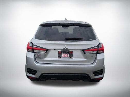 2024 Mitsubishi Outlander Sport SE