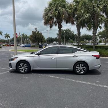 2024 Nissan Altima S FWD