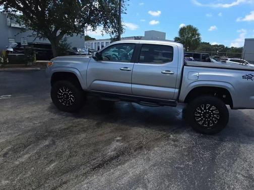 2021 Toyota Tacoma SR