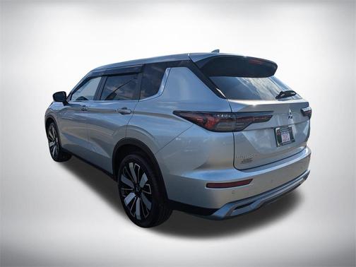 2025 Mitsubishi Outlander SE 2.5 2WD