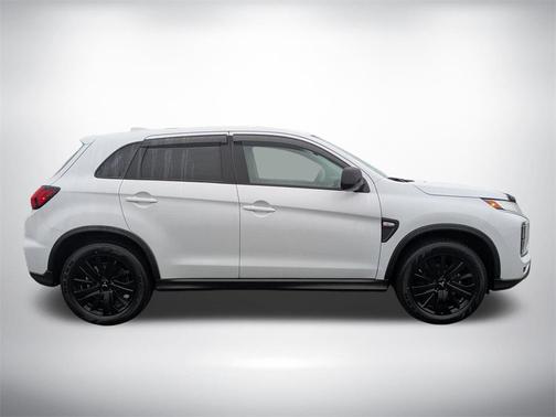 2026 Mitsubishi Outlander Sport 2.0 LE