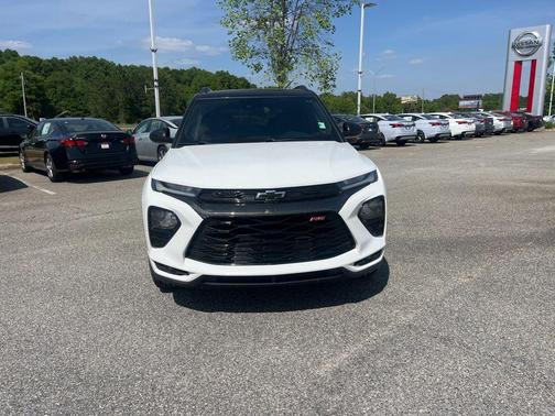 Summit White 2023 Chevrolet Trailblazer RS