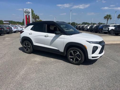 Summit White 2023 Chevrolet Trailblazer RS
