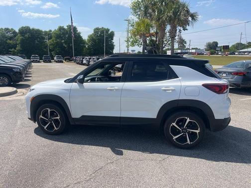 Summit White 2023 Chevrolet Trailblazer RS