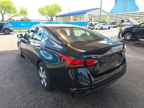 2024 Nissan Altima S FWD