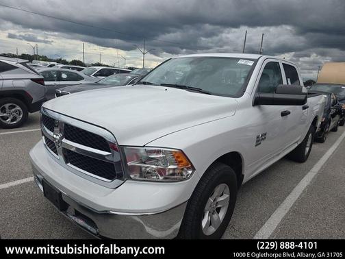2023 RAM 1500 Classic SLT