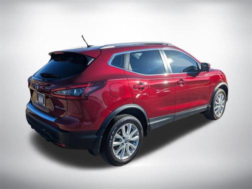 2022 Nissan Rogue Sport SV