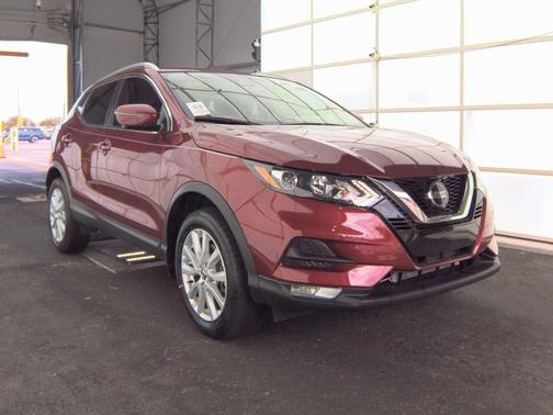 2022 Nissan Rogue Sport SV