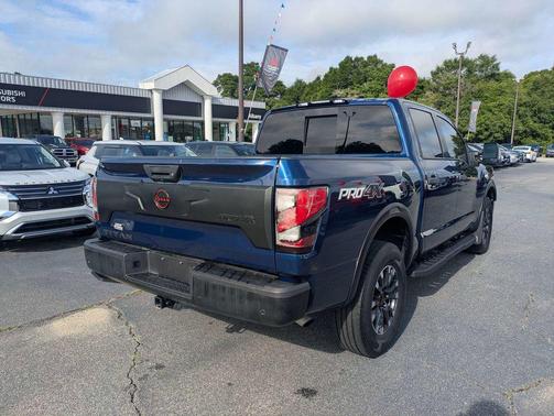 Deep Blue Pearl 2023 Nissan Titan PRO-4X