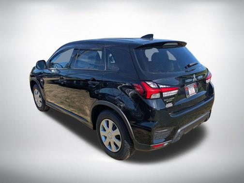 Labrador Black Pearl 2026 Mitsubishi Outlander Sport 2.0 S