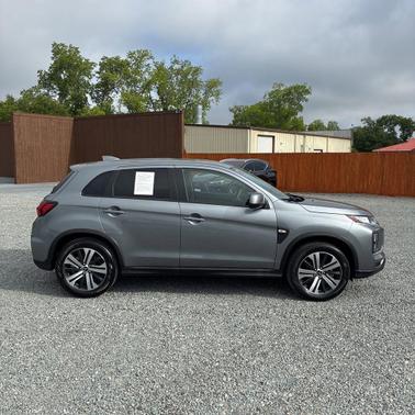 Mercury Gray Metallic 2025 Mitsubishi Outlander Sport 2.0 ES